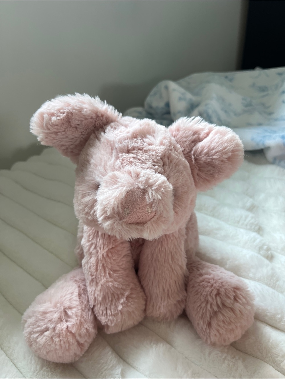NWT Out of Stock “Smudge Pig” Jellycat Authentic